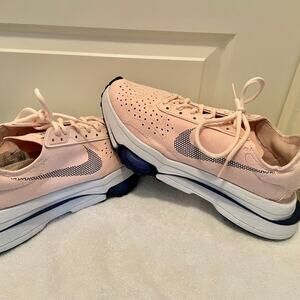 Nike Air Zoom Type Sneaker- Women’s Size 9.5